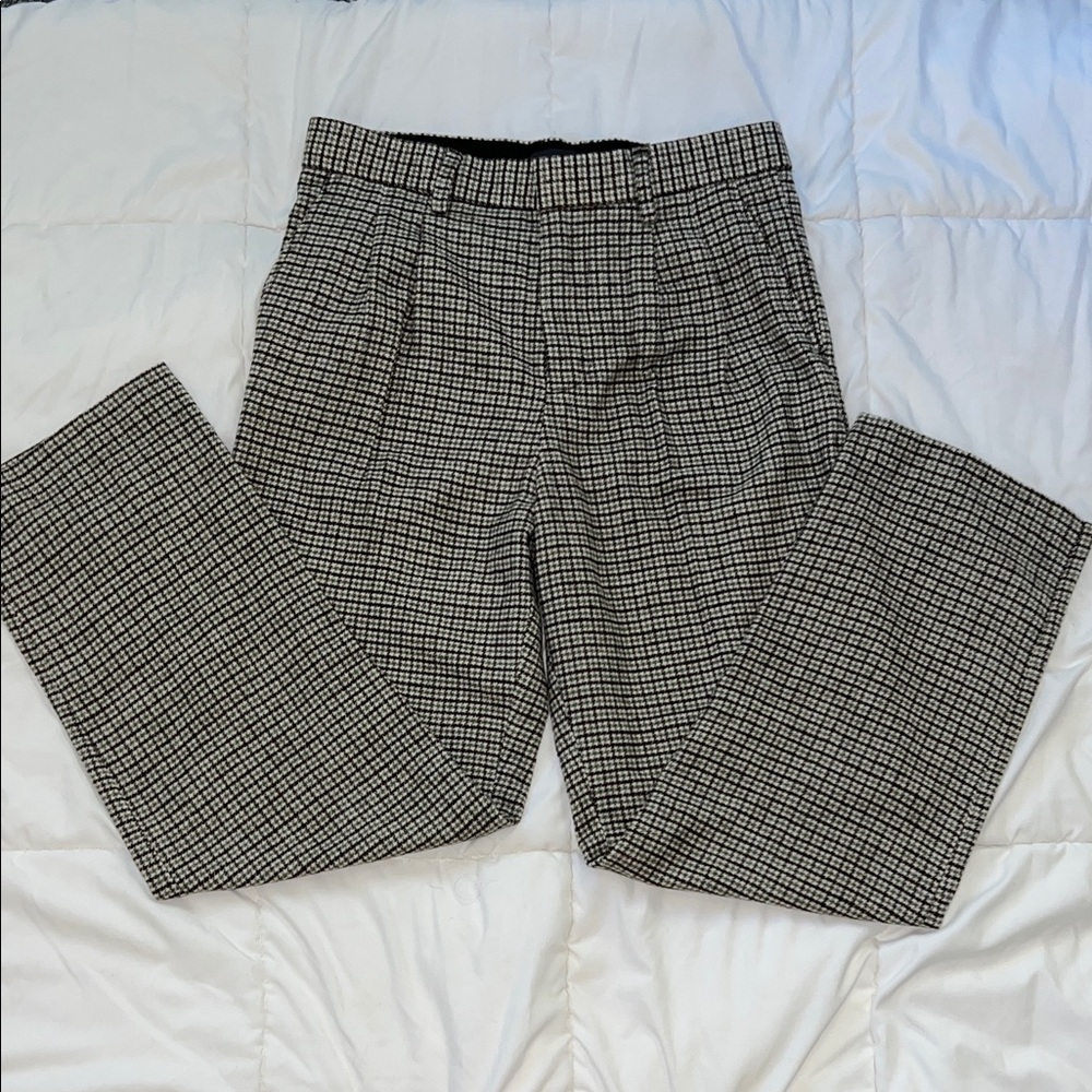 H&M Men's Green, Brown and White Houndstooth Patterned/ Wool Style Dress Pants